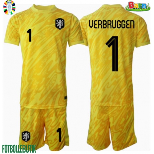 Nederländerna Bart Verbruggen #1 Målvakt Bortaställ Barn EM 2024 Kortärmad (+ Korta byxor)